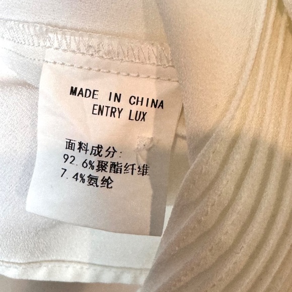 Pretty Pintuck Sheer Poly Blend Ladies Long Sleeve Cream Blouse, Size Small - Picture 6 of 7